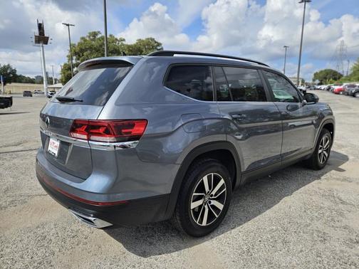 2022 Volkswagen Atlas 2.0T SE