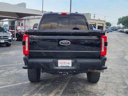 2023 Ford F-350 LARIAT SUPER DUTY