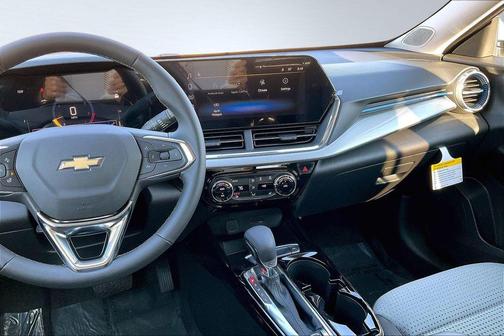 Summit White 2026 Chevrolet Trax LT