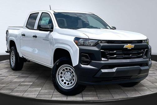 Summit White 2026 Chevrolet Colorado WT