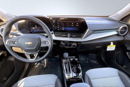 Sterling 2026 Chevrolet Trax LT