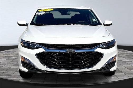 2025 Chevrolet Malibu FWD RS