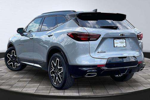Sterling 2026 Chevrolet Blazer RS