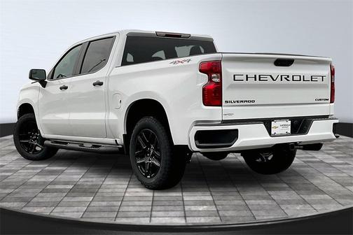2026 Chevrolet Silverado 1500 Custom