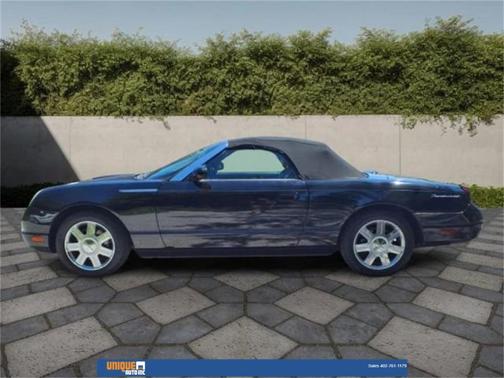 2005 Ford Thunderbird