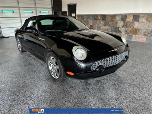 2005 Ford Thunderbird 