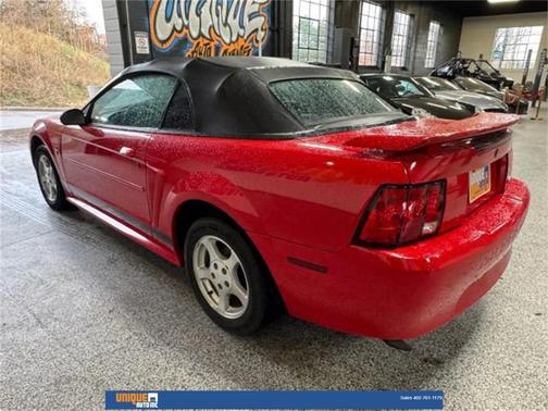 2002 Ford Mustang 