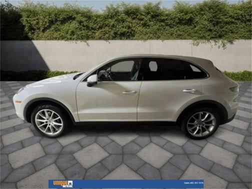 2020 Porsche Cayenne Base