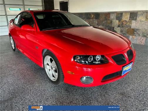 2004 Pontiac GTO 