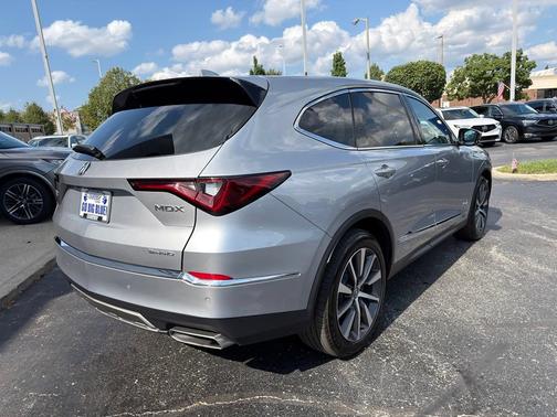 Lunar Silver Metallic 2025 Acura MDX