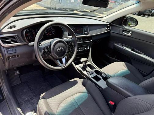 2017 Kia Optima LX