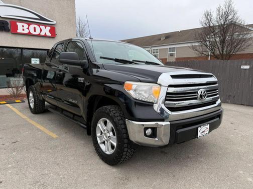 2017 Toyota Tundra SR5