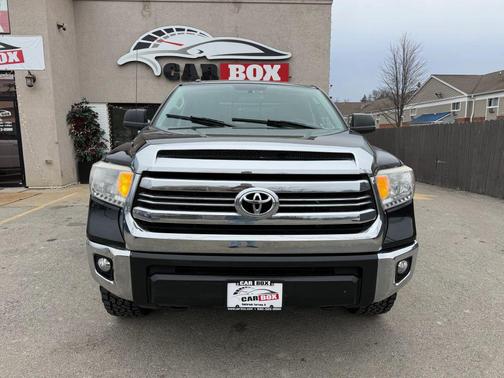 2017 Toyota Tundra SR5