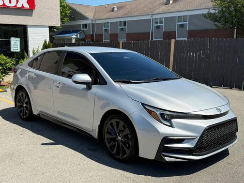 Silver 2023 Toyota Corolla SE