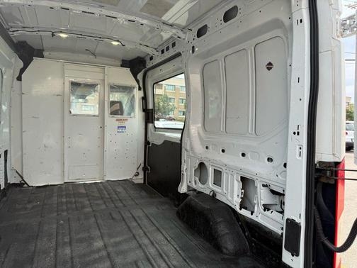 2017 Ford Transit-250 Base