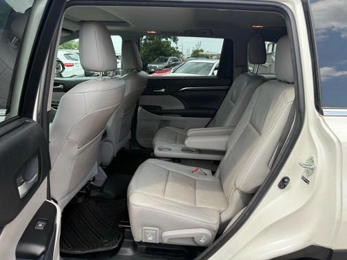 2014 Toyota Highlander Limited