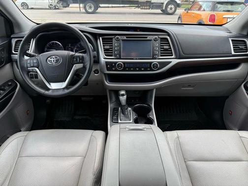2014 Toyota Highlander Limited