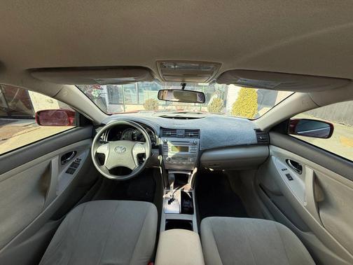 2010 Toyota Camry Hybrid SE