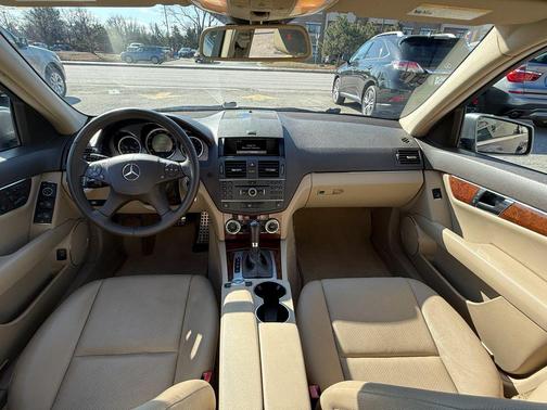 2011 Mercedes-Benz C-Class C 300 4MATIC Luxury