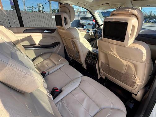 Silver 2017 Mercedes-Benz GLS 550 Base 4MATIC