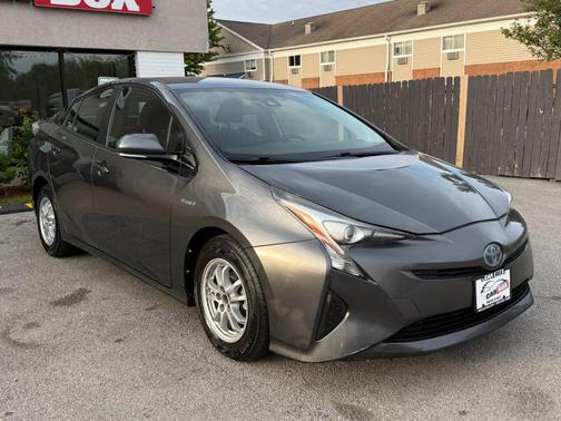 Gray 2017 Toyota Prius Two Eco