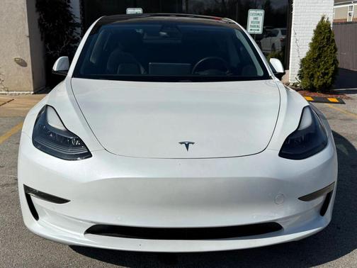 White 2021 Tesla Model 3 Long Range