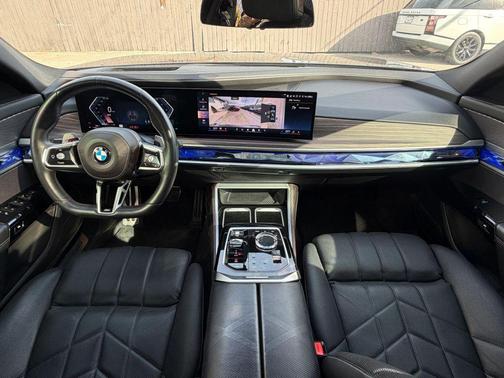 2023 BMW 760 i xDrive