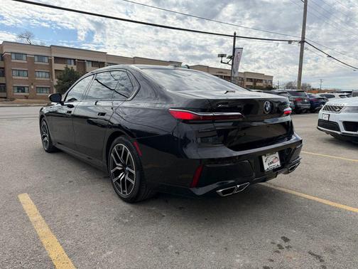 2023 BMW 760 i xDrive