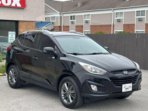2014 Hyundai TUCSON SE