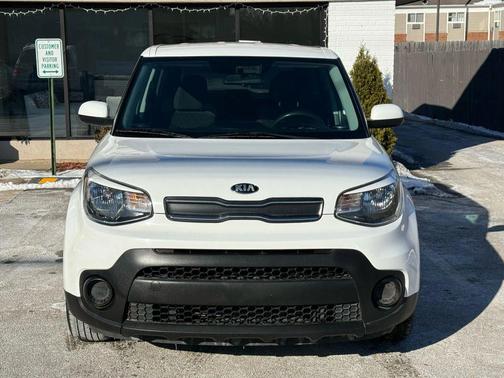 2017 Kia Soul Base