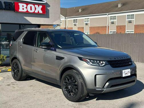 2017 Land Rover Discovery FIRST EDITION