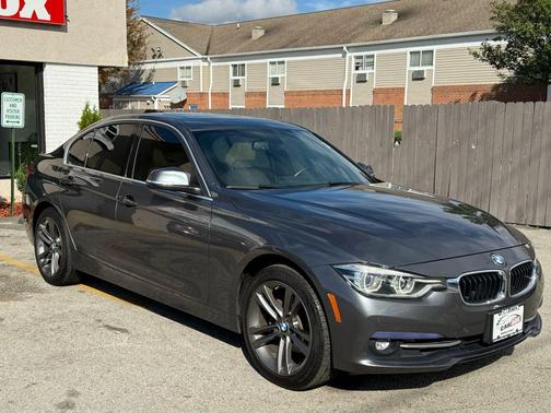 2017 BMW 330 i xDrive