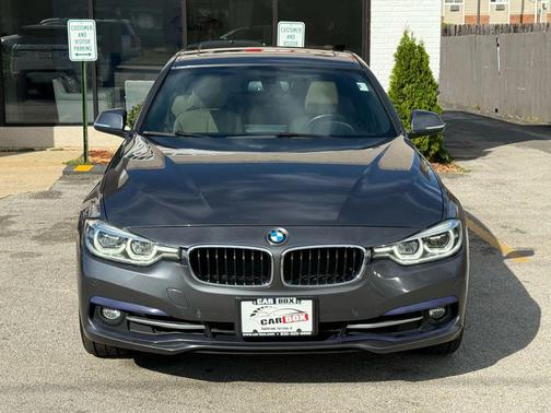 2017 BMW 330 i xDrive