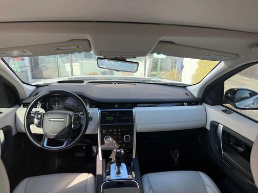 2020 Land Rover Discovery Sport SE