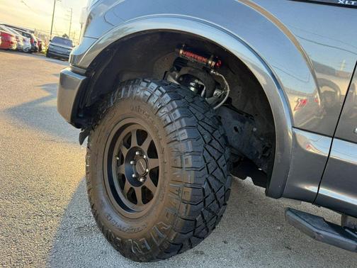 Gray 2016 Ford F-150 XLT