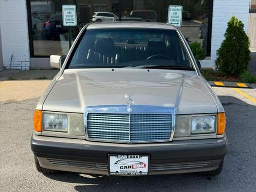 1992 Mercedes-Benz 190 2.3 Sedan 4D
