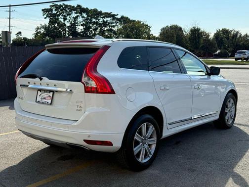 2016 Volvo XC60 T6 Drive-E