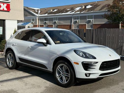 2018 Porsche Macan S