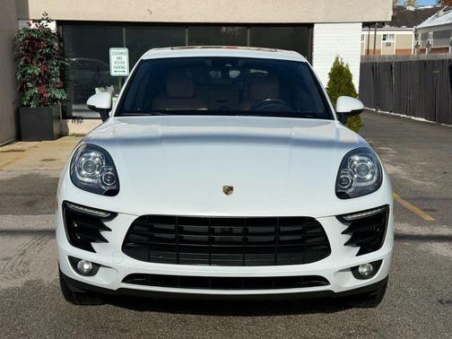 2018 Porsche Macan S