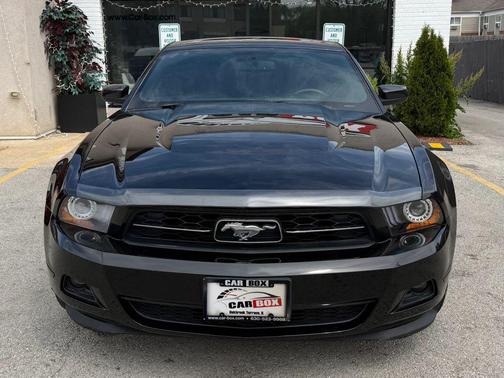 Black 2011 Ford Mustang V6 Premium