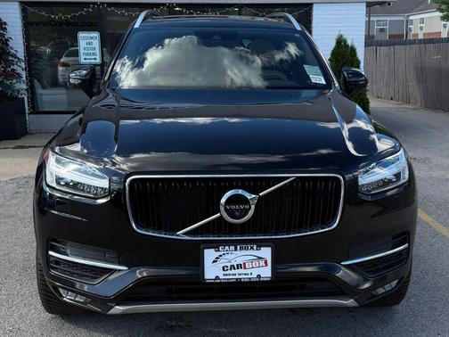 Black 2017 Volvo XC90 T6 Momentum