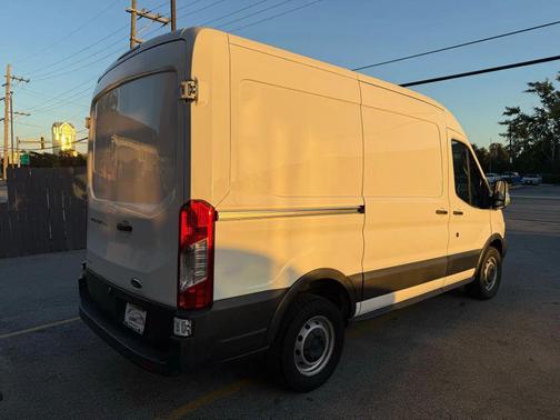 2017 Ford Transit-250 Base