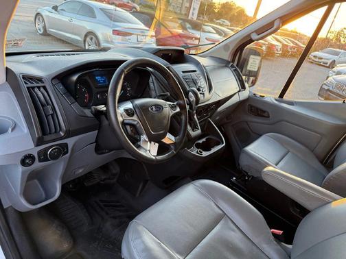 2017 Ford Transit-250 Base