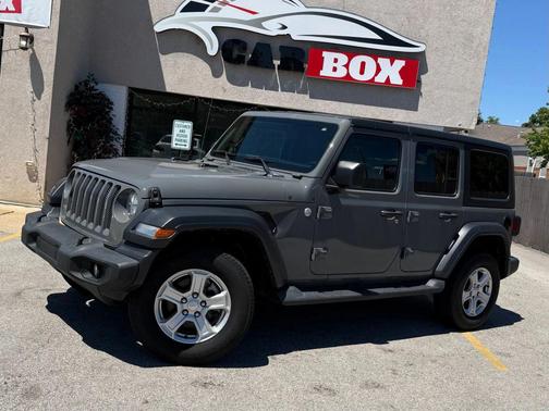 Gray 2019 Jeep Wrangler Unlimited Sport