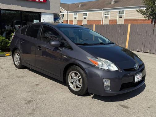 Gray 2011 Toyota Prius III