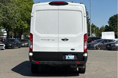 2023 Ford Transit-250