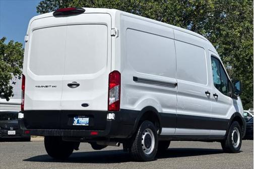 2023 Ford Transit-250