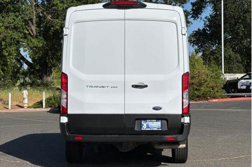 2023 Ford Transit-250