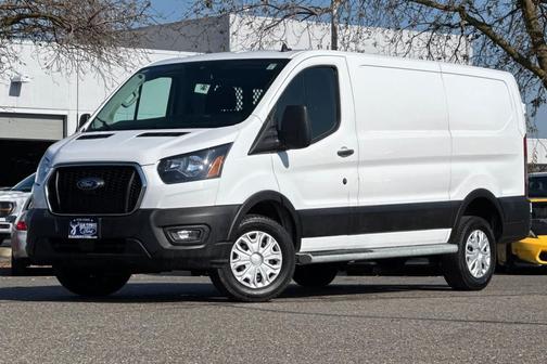 2024 Ford Transit-250 