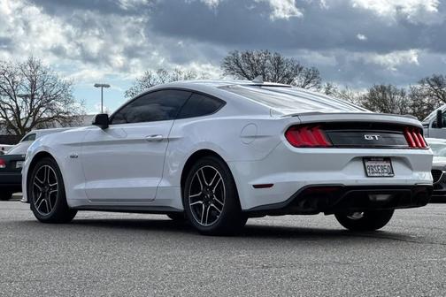 2021 Ford Mustang GT PREMIUM